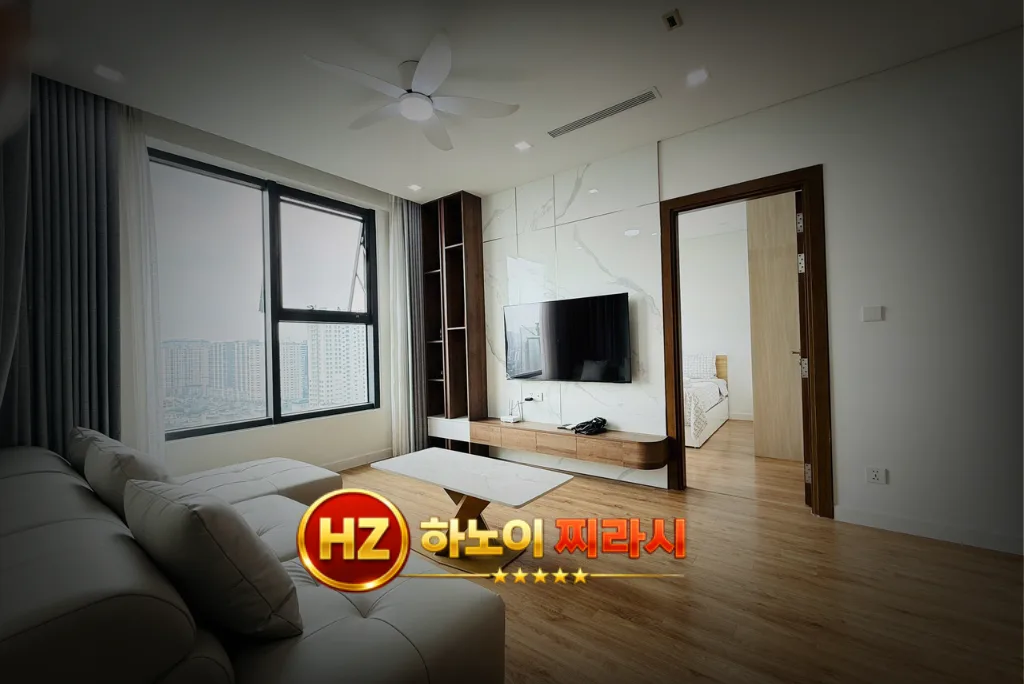 하노이 더 레전드 아파트 2룸 거실 구성입니다.