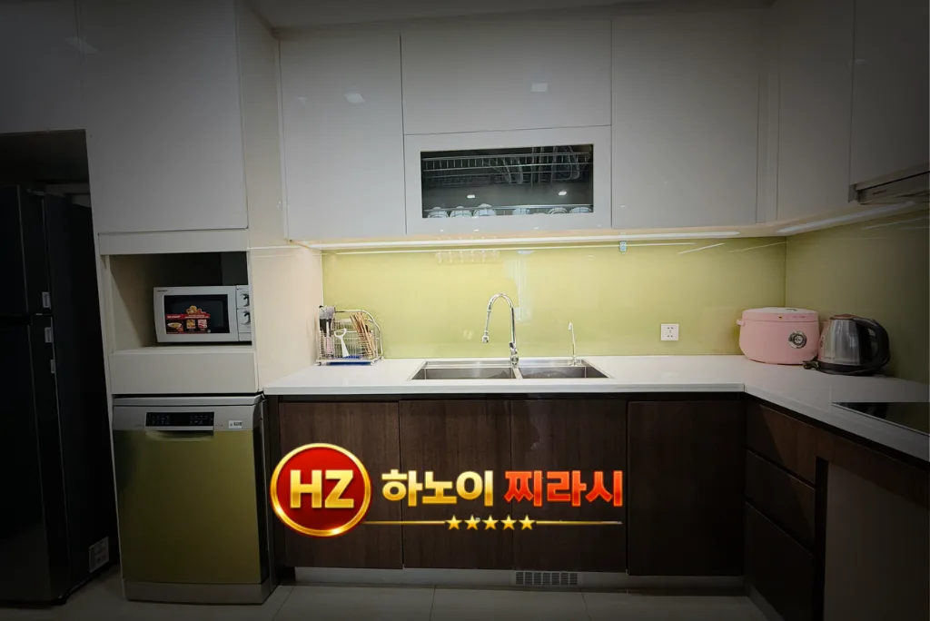 하노이 더 레전드 아파트 3룸 주방 구조입니다.