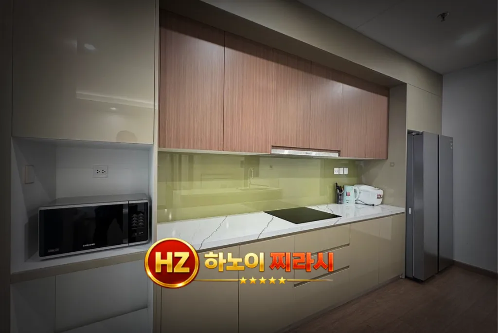 하노이 매트릭스 원 숙소 주방 식기류입니다.