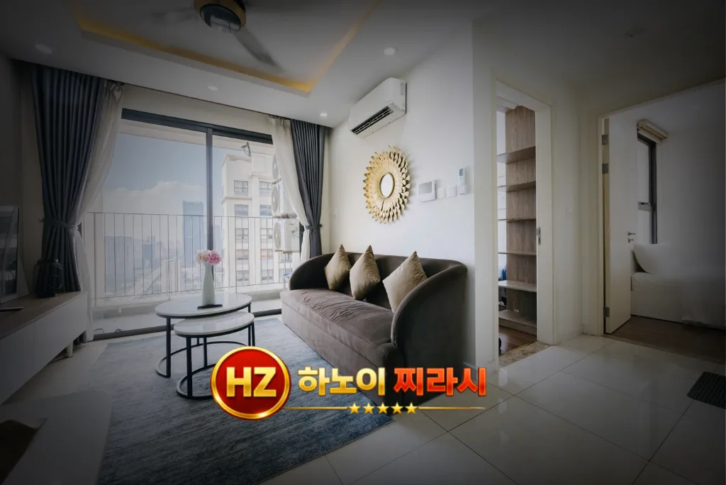 하노이 디 캐피탈 아파트 1룸 거실 분위기입니다.